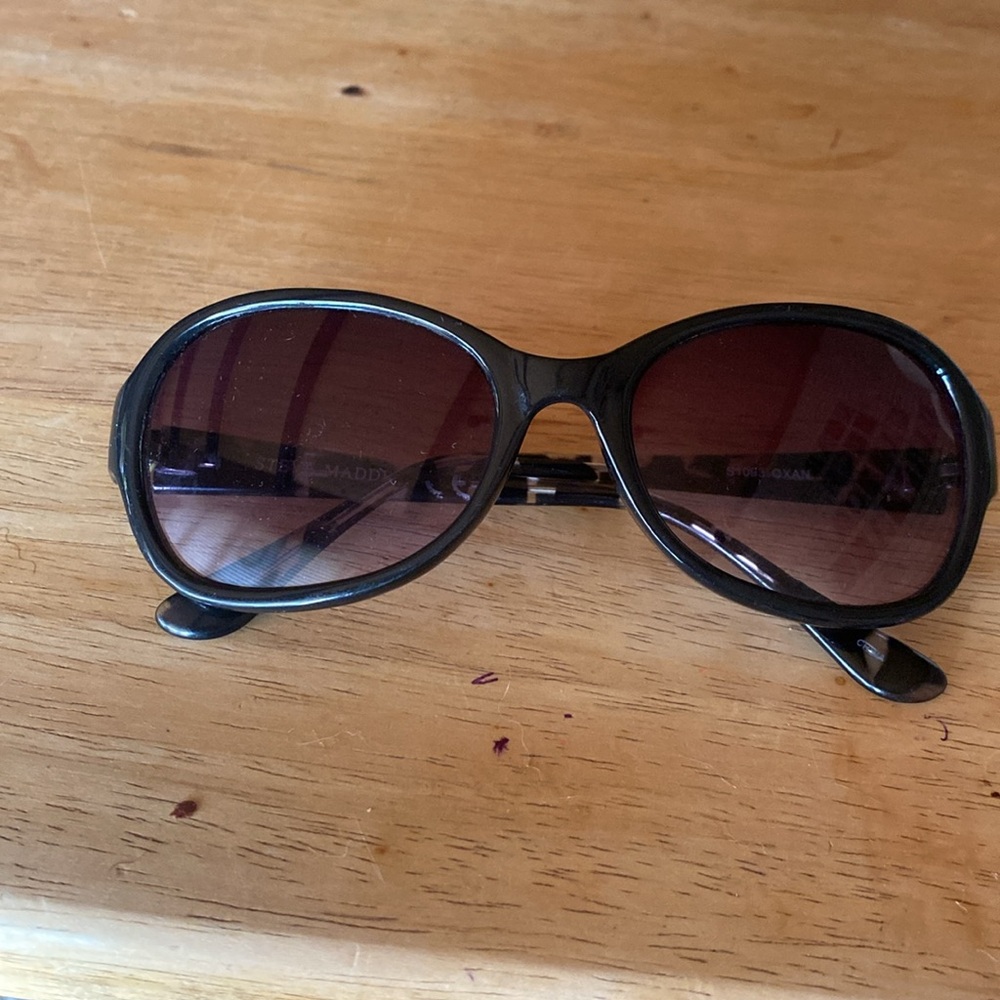 STEVE MADDEN women’s sunglasses 😎